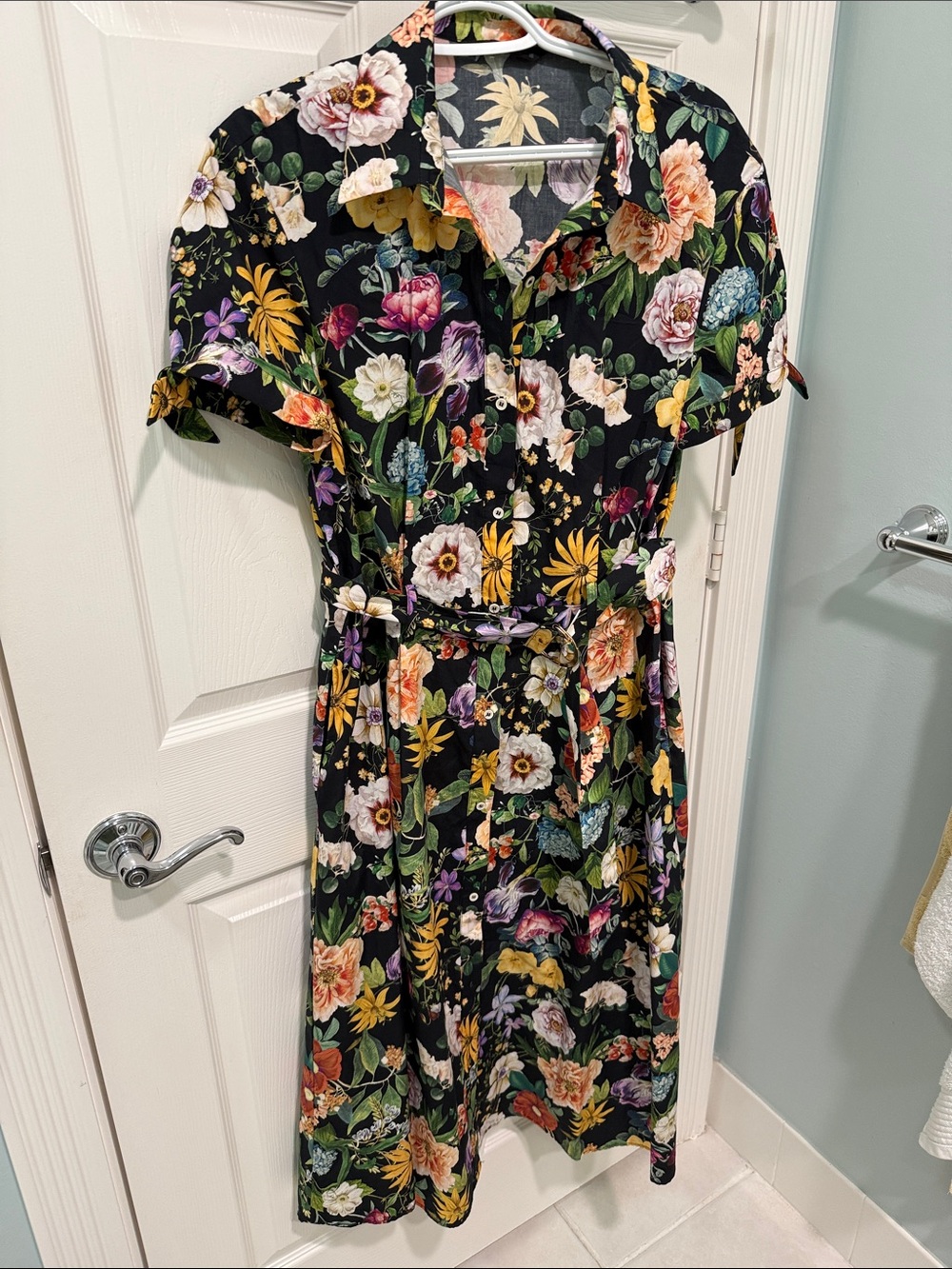 Zara Black Floral Print Button-Front Dress with Belt M